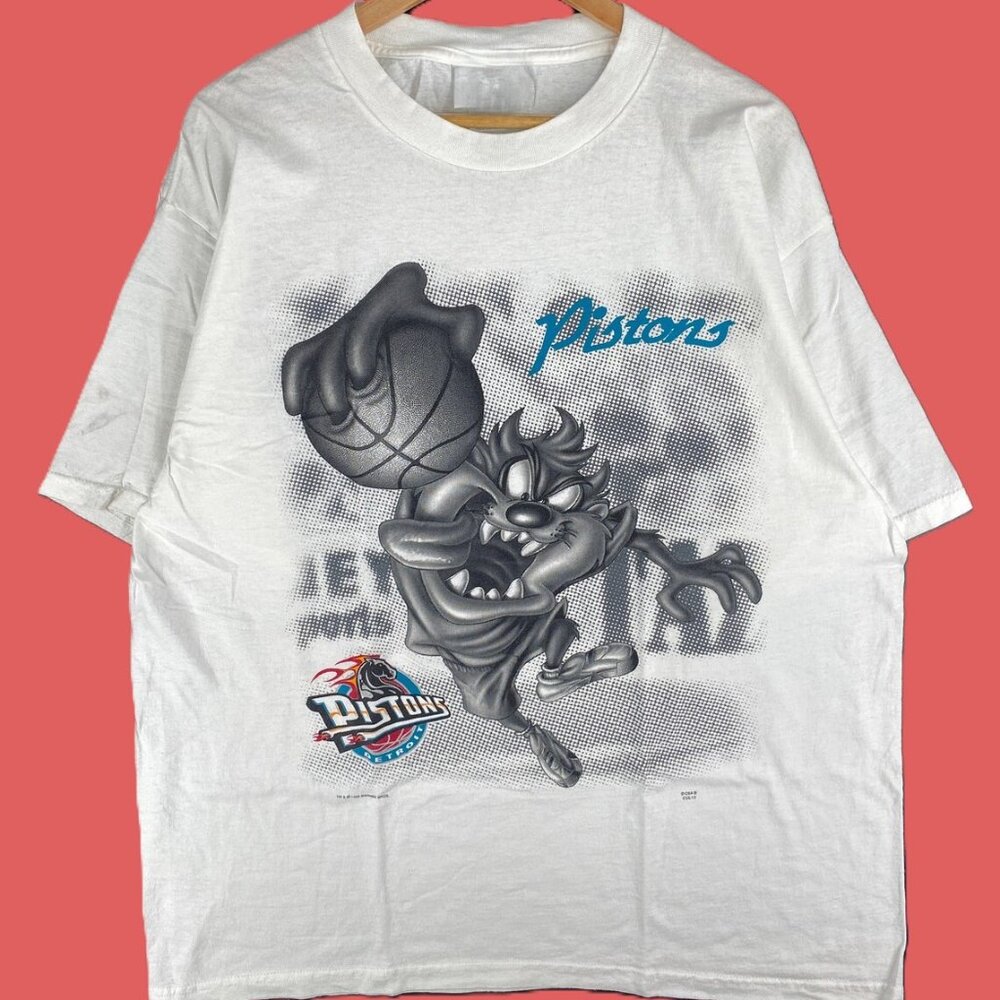 LOONEY TUNES TAZ Detroit Piston, Vtg Detroit Piston T-shirt